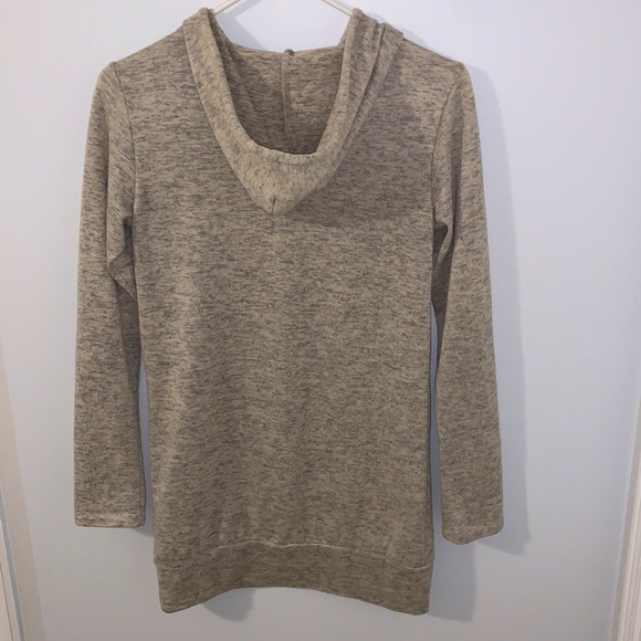 Guess Hooded Long Sleeve Top - Size xs - Picture 4 of 4